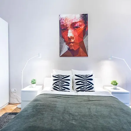 Modern Smart Apartament
